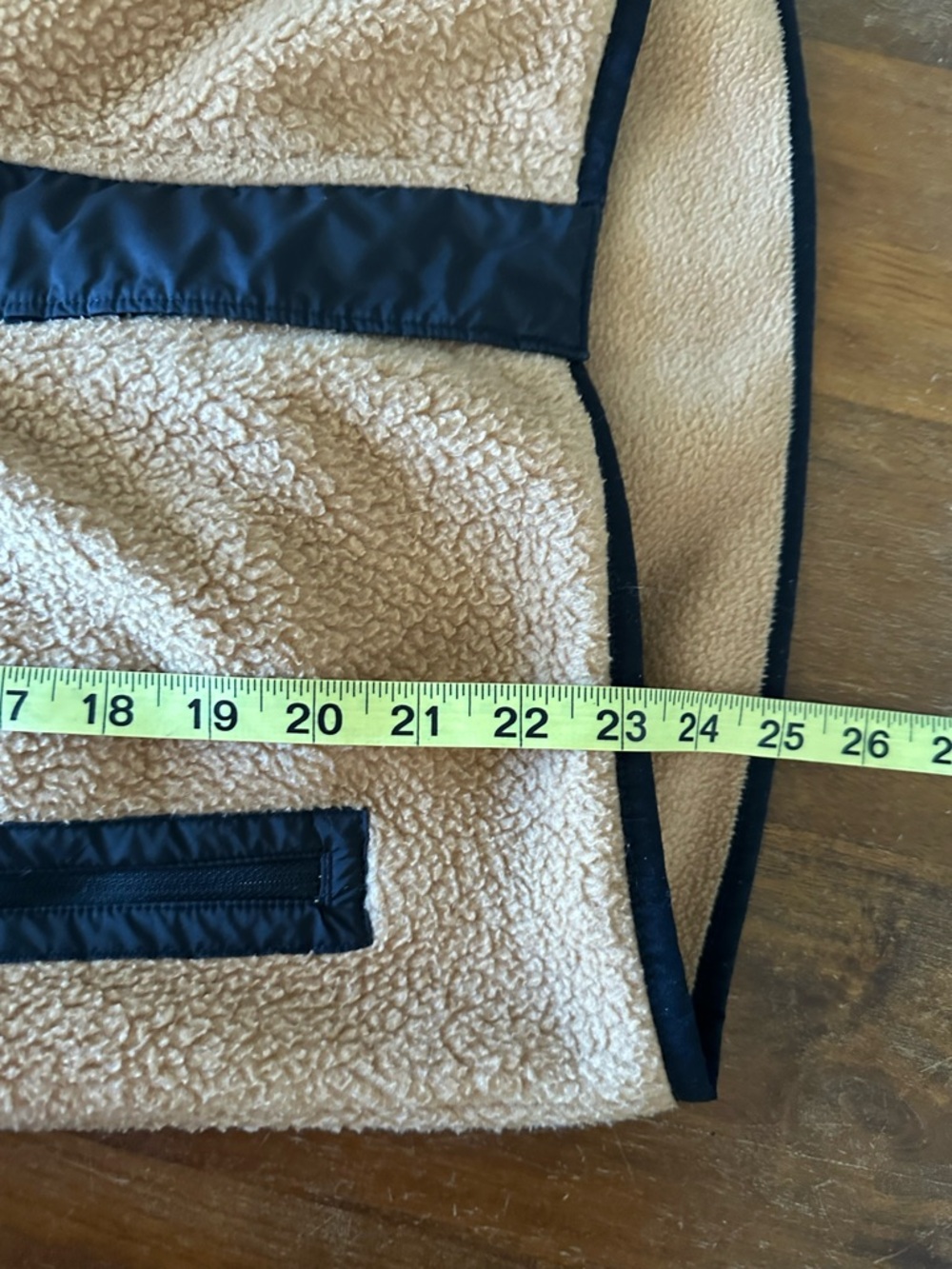 The North Face Two-Tone Sherpa Jacket in Beige and Black boys XL 14/16 - Picture 5 of 10